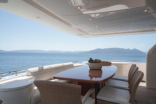 Yacht exterior image