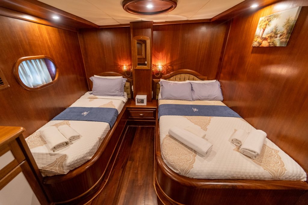 Yacht interior image