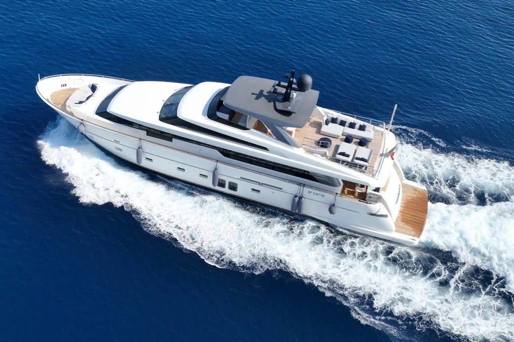 Yacht exterior image