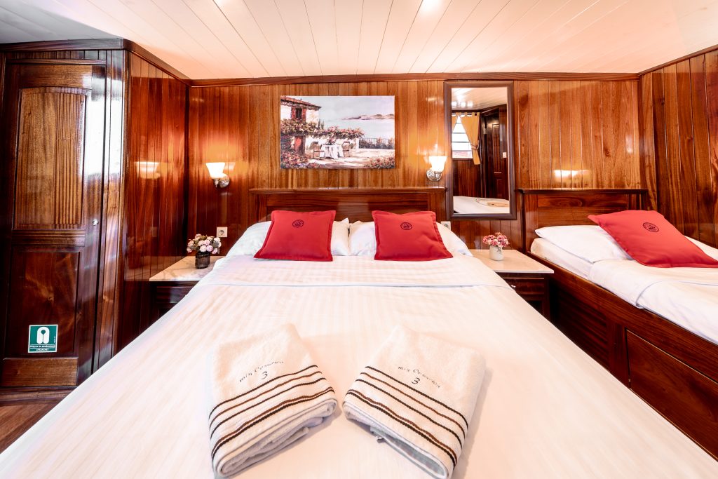 Yacht interior image