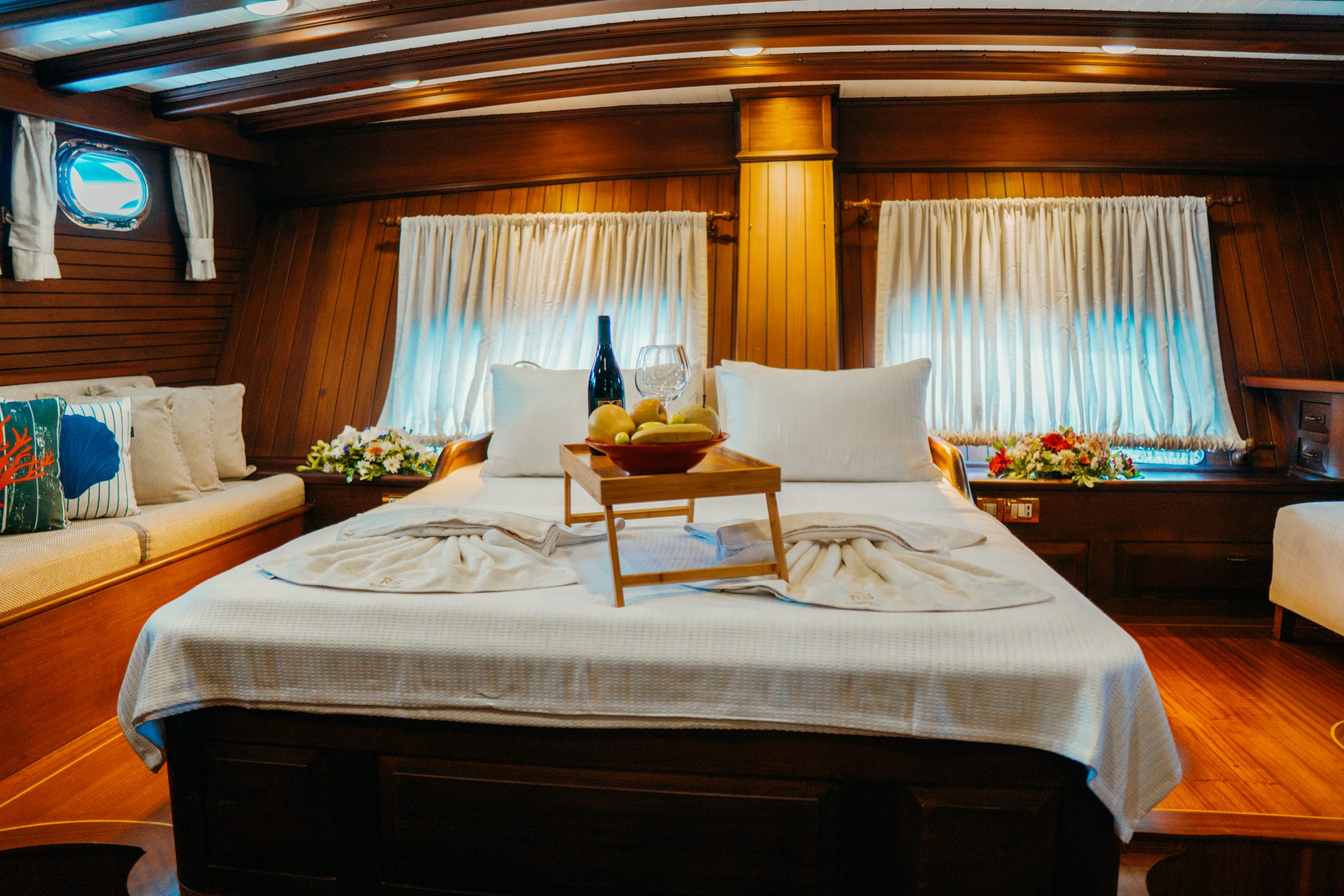 Yacht interior image