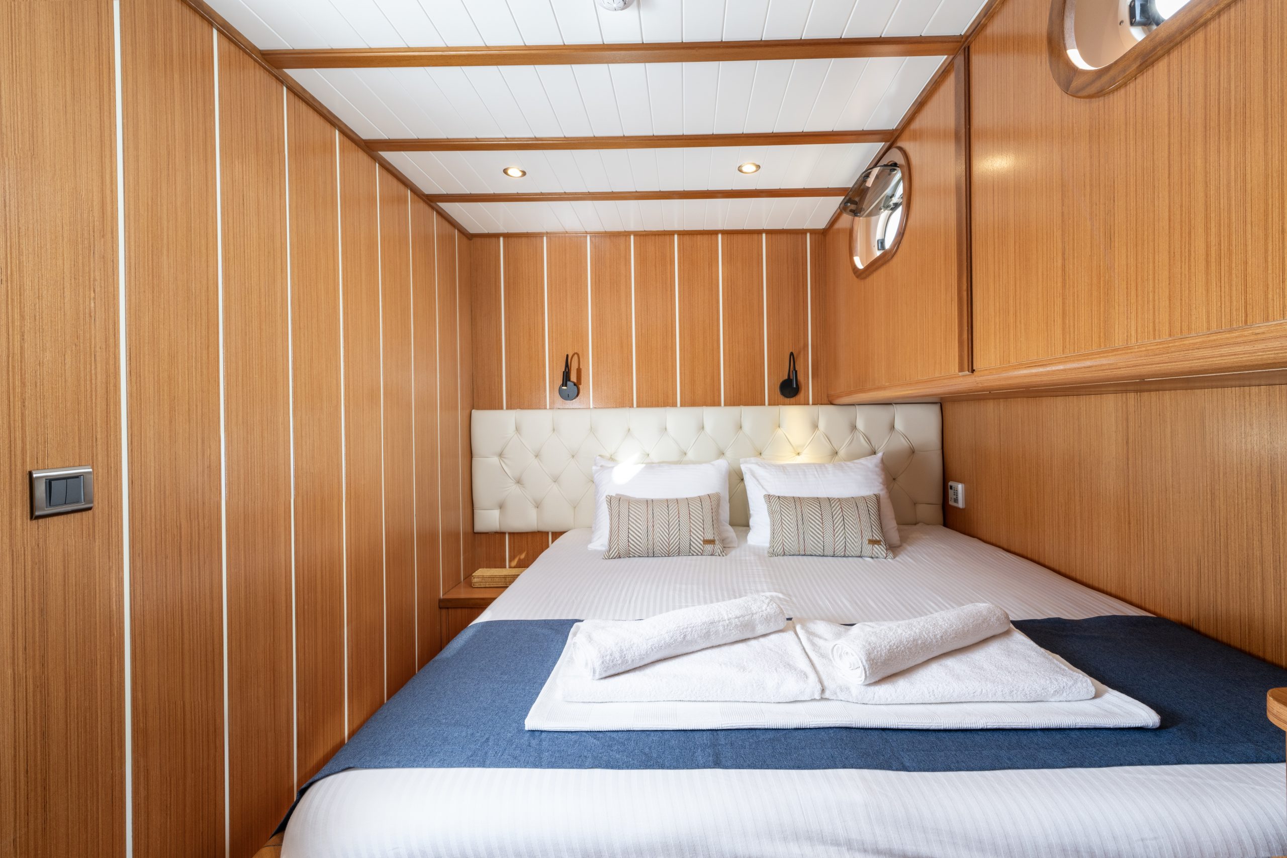 Yacht interior image