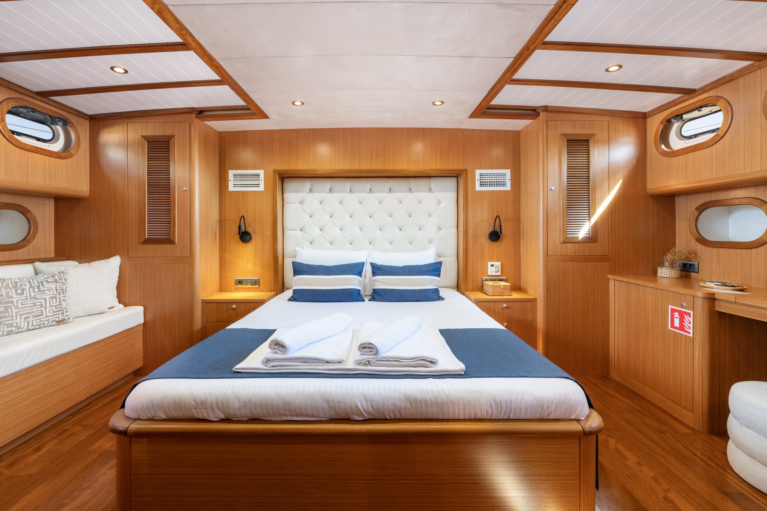 Yacht interior image