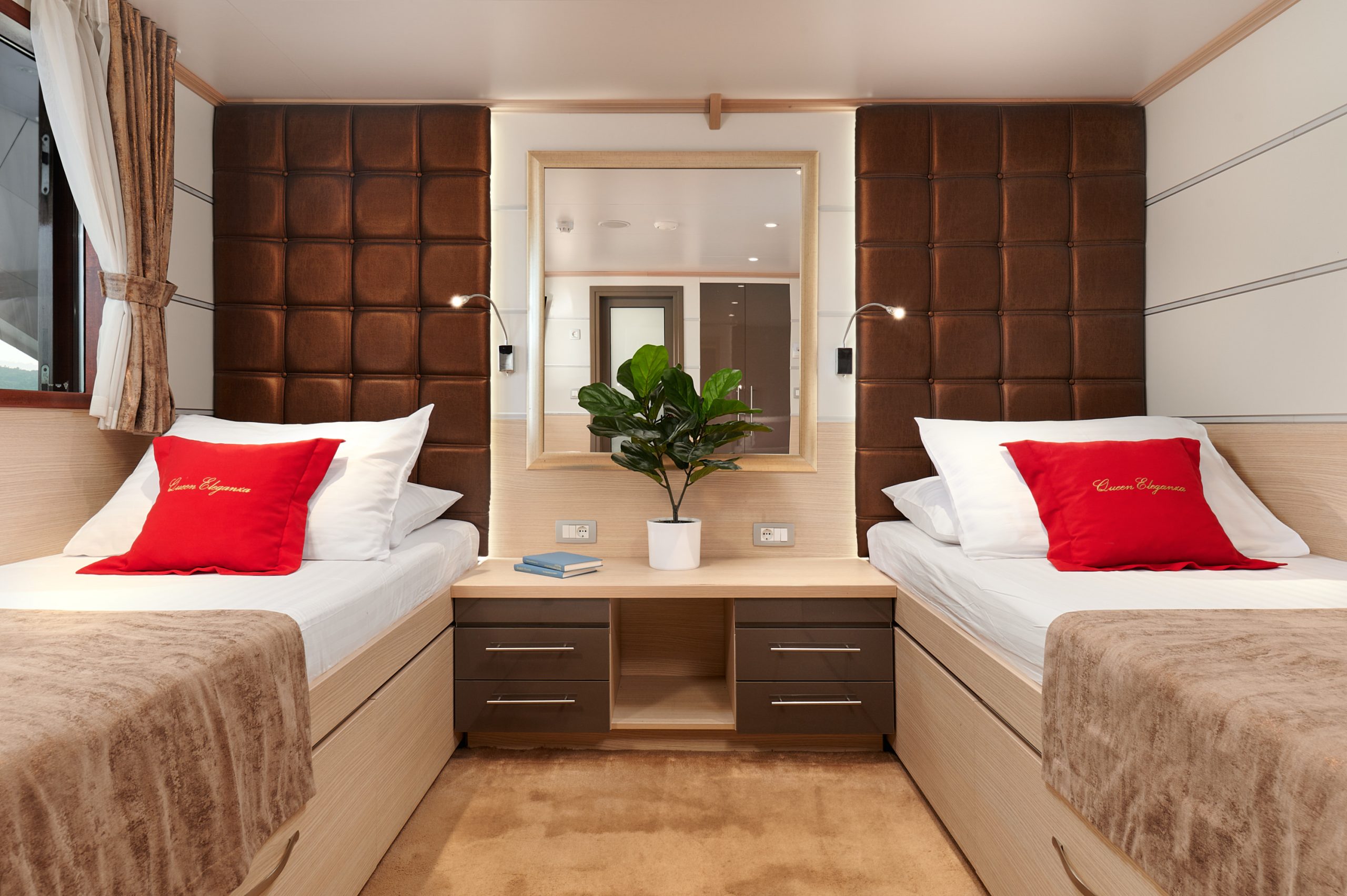 Yacht interior image