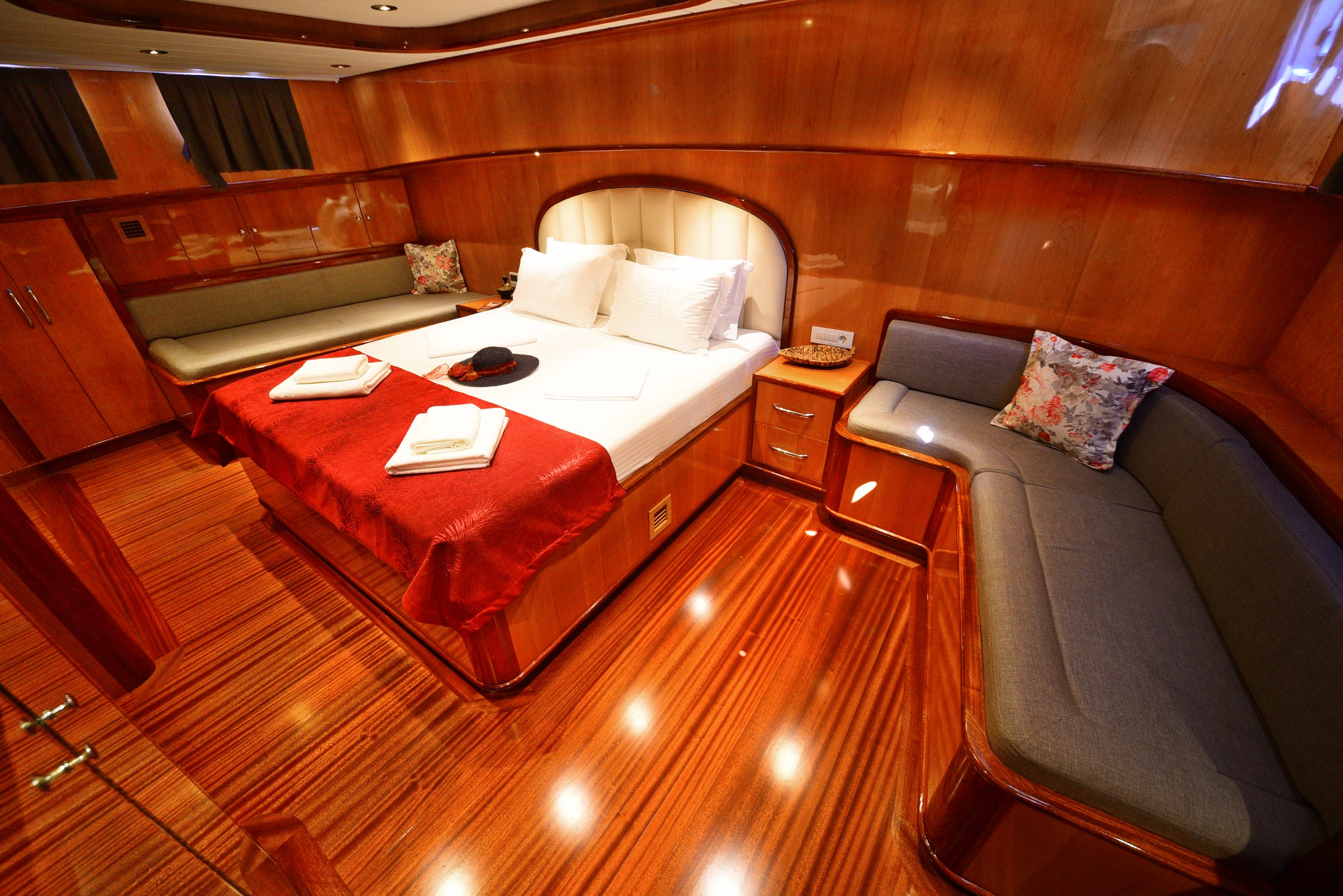 Yacht interior image