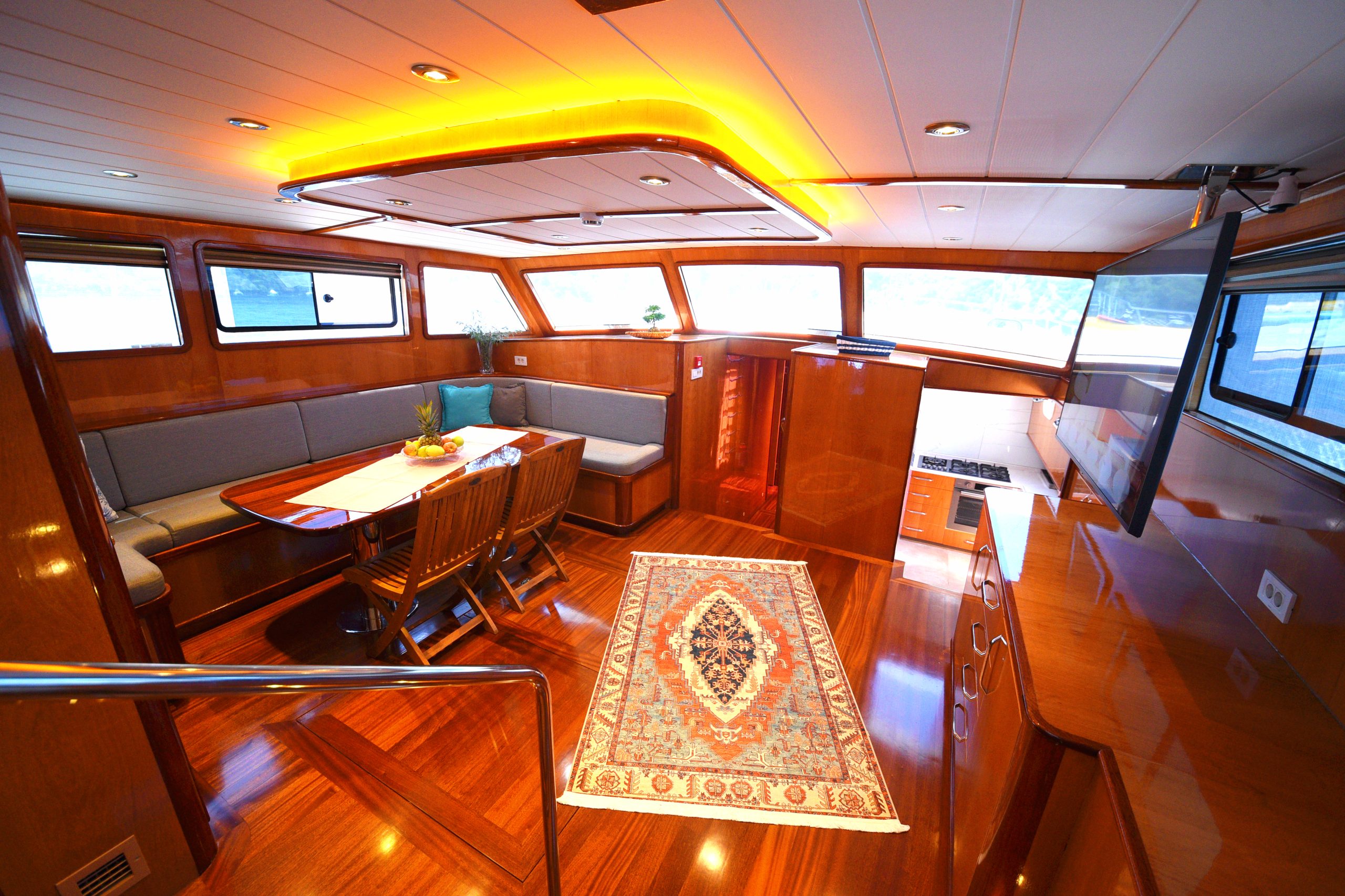 Yacht interior image
