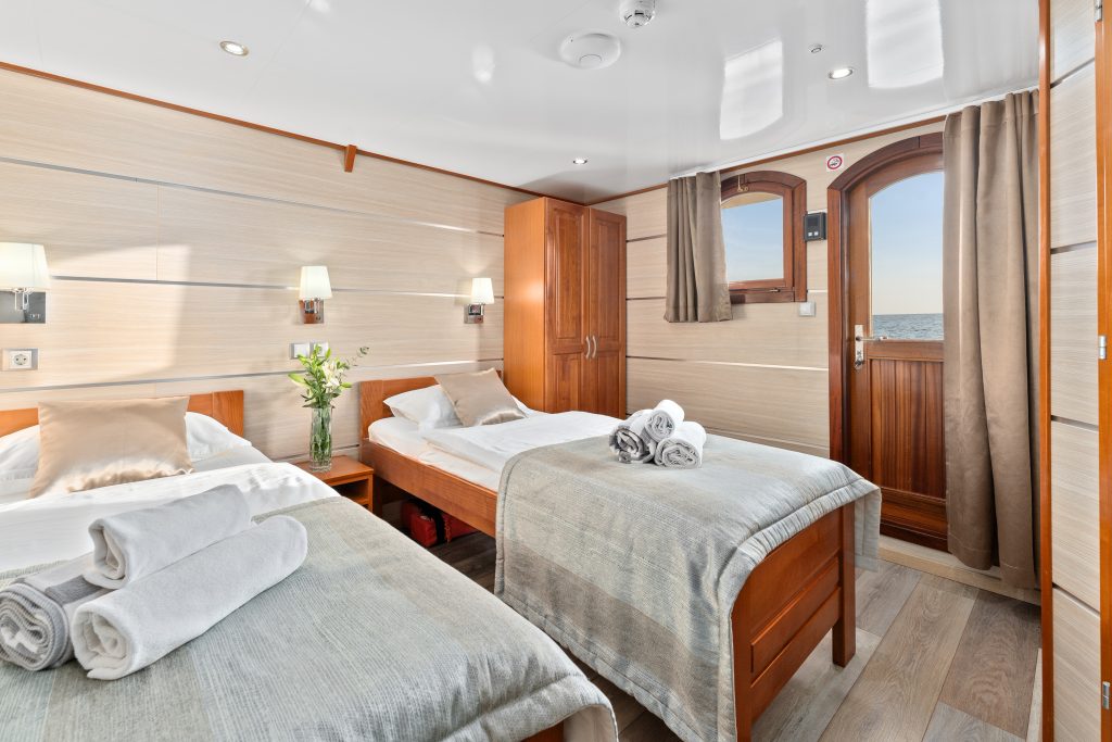 Yacht interior image
