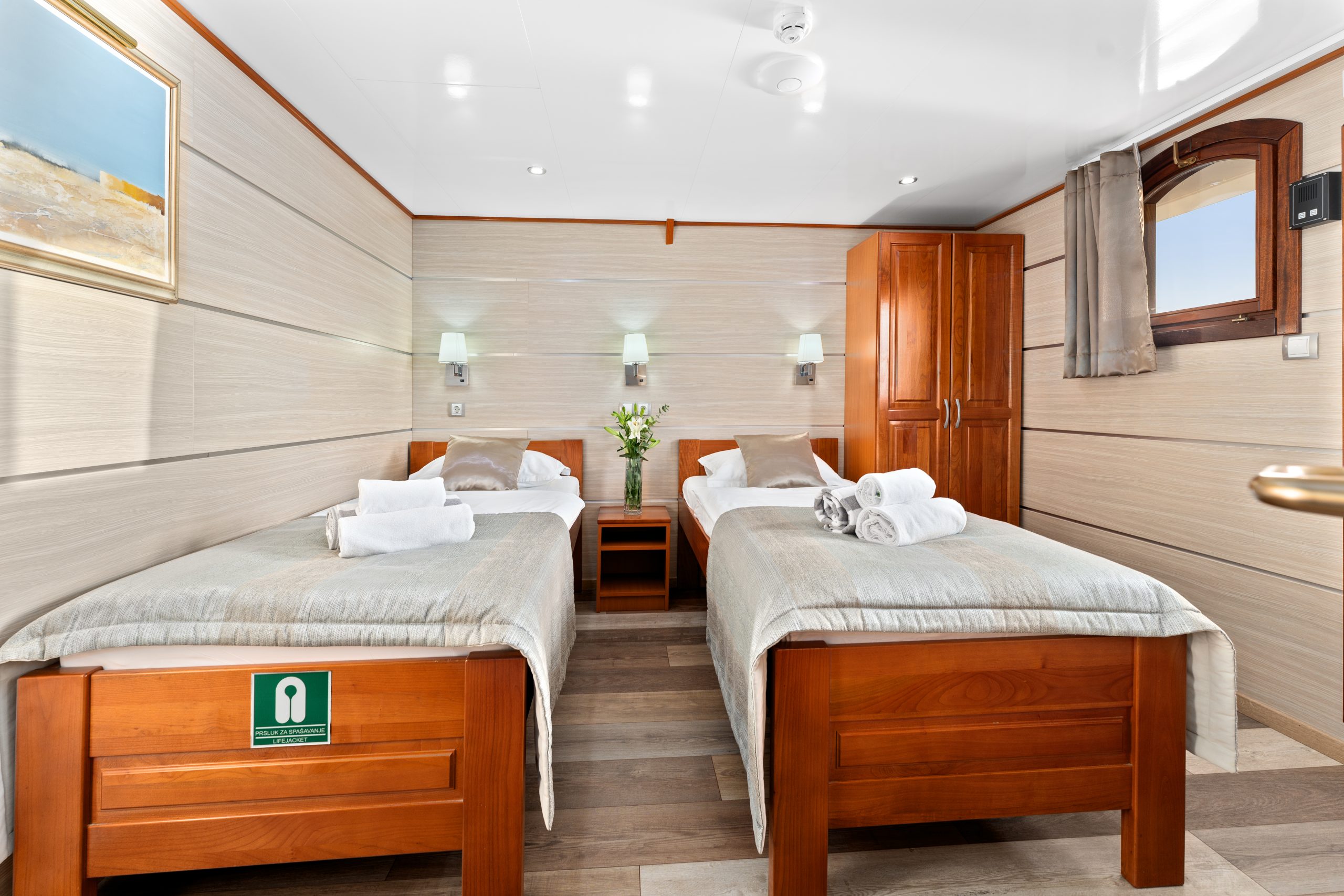 Yacht interior image