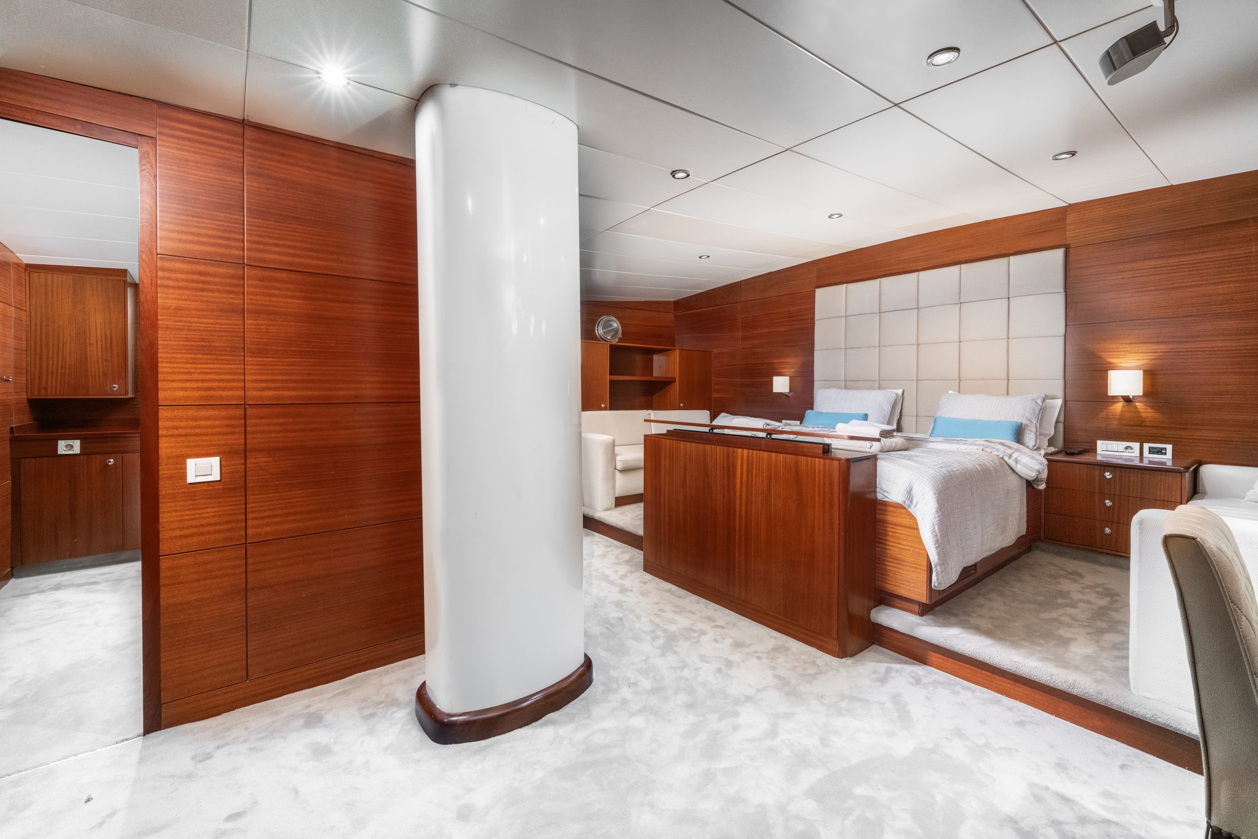 Yacht interior image