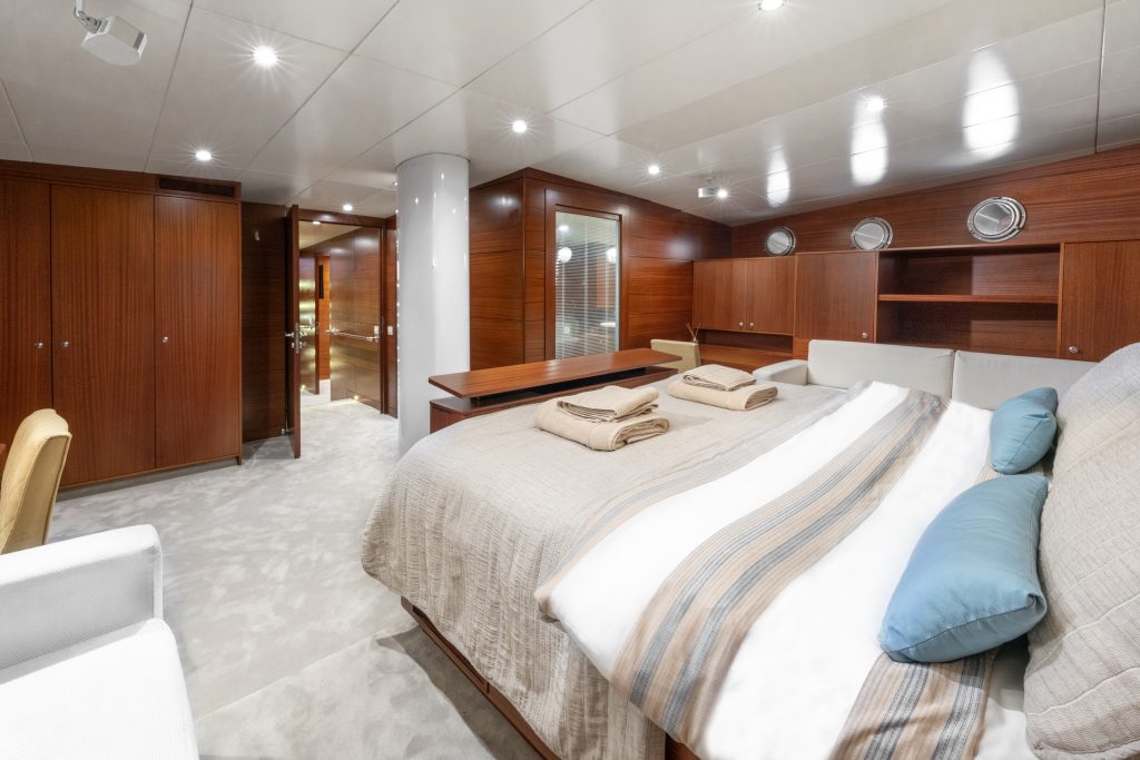 Yacht interior image