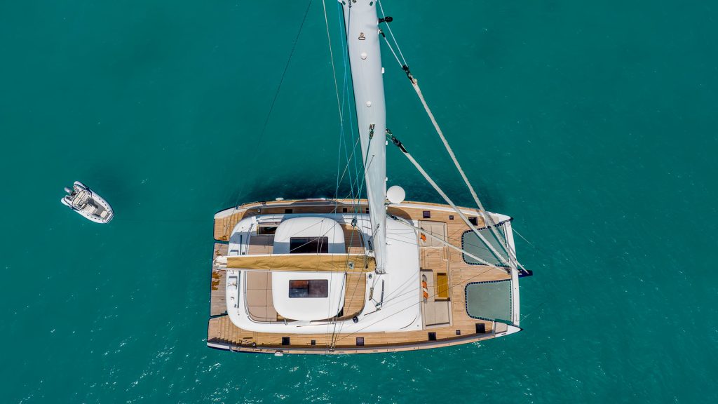 Yacht exterior image