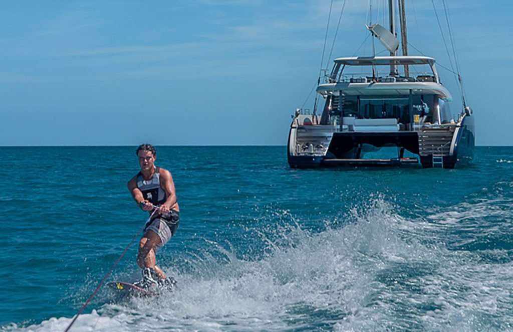 Yacht exterior image