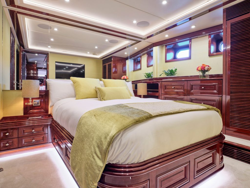 Yacht interior image