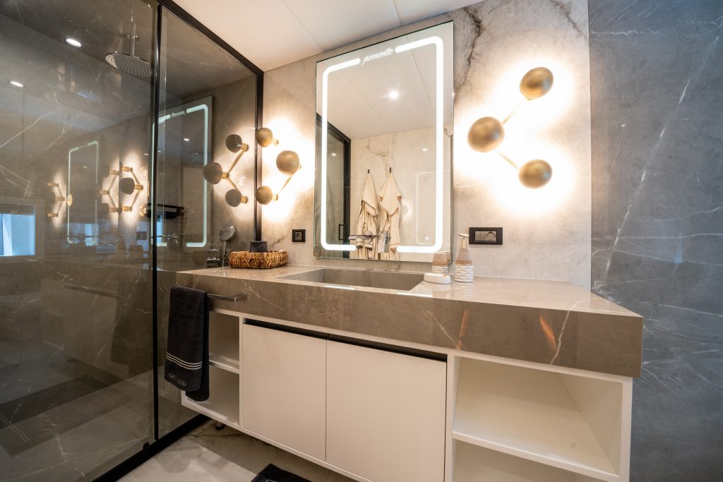 Yacht interior image