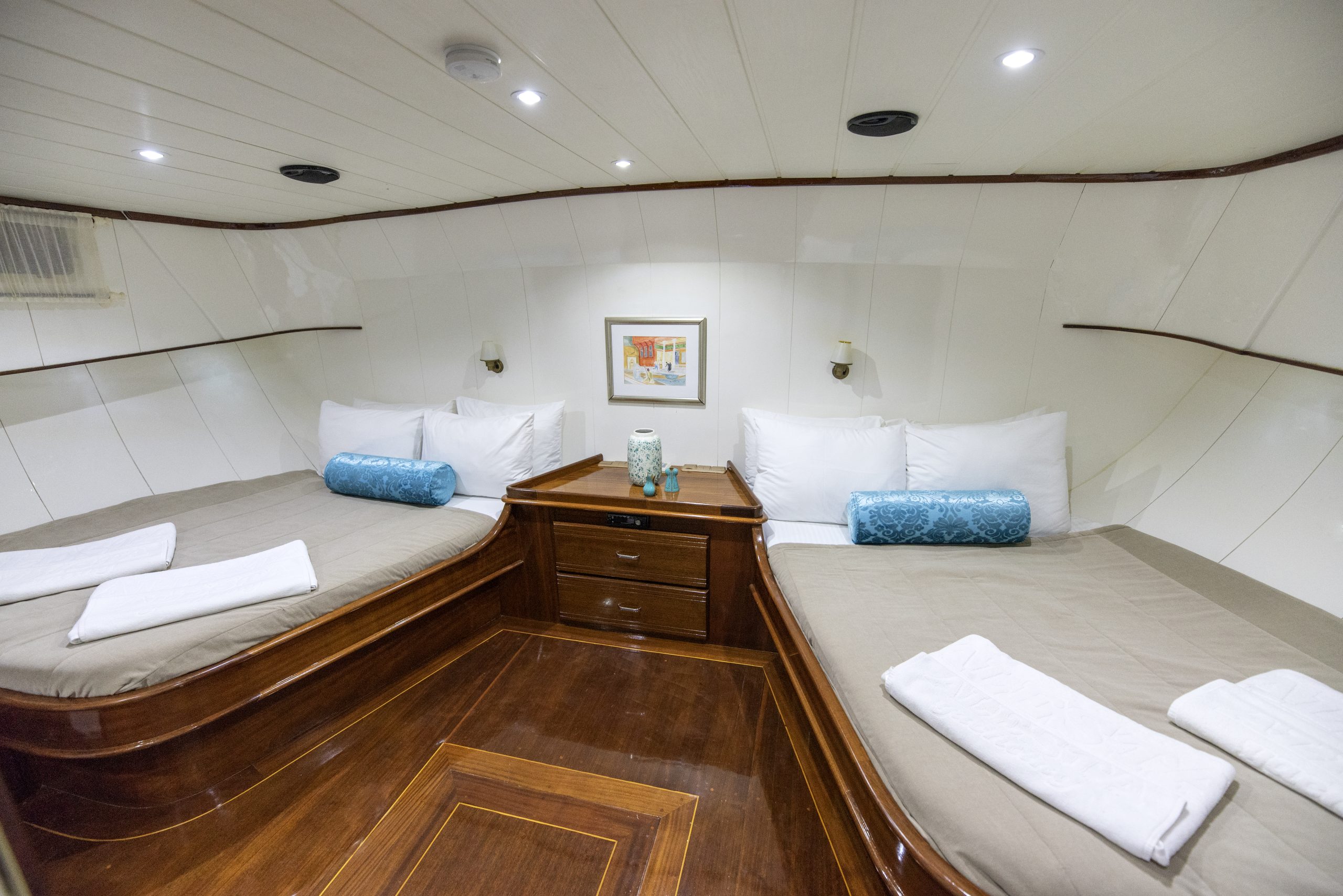 Yacht interior image