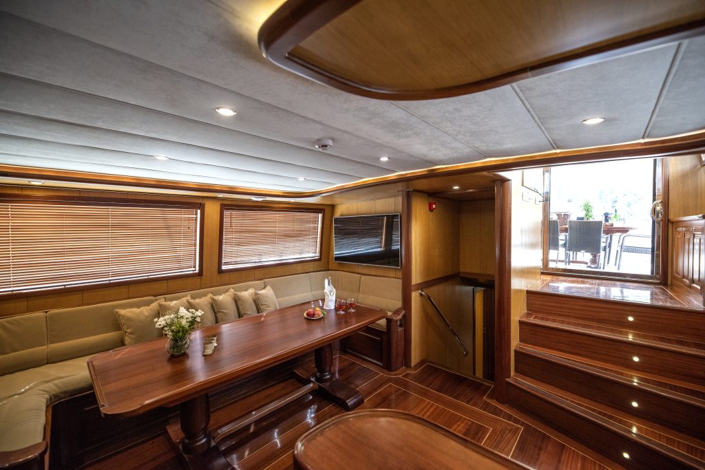 Yacht interior image