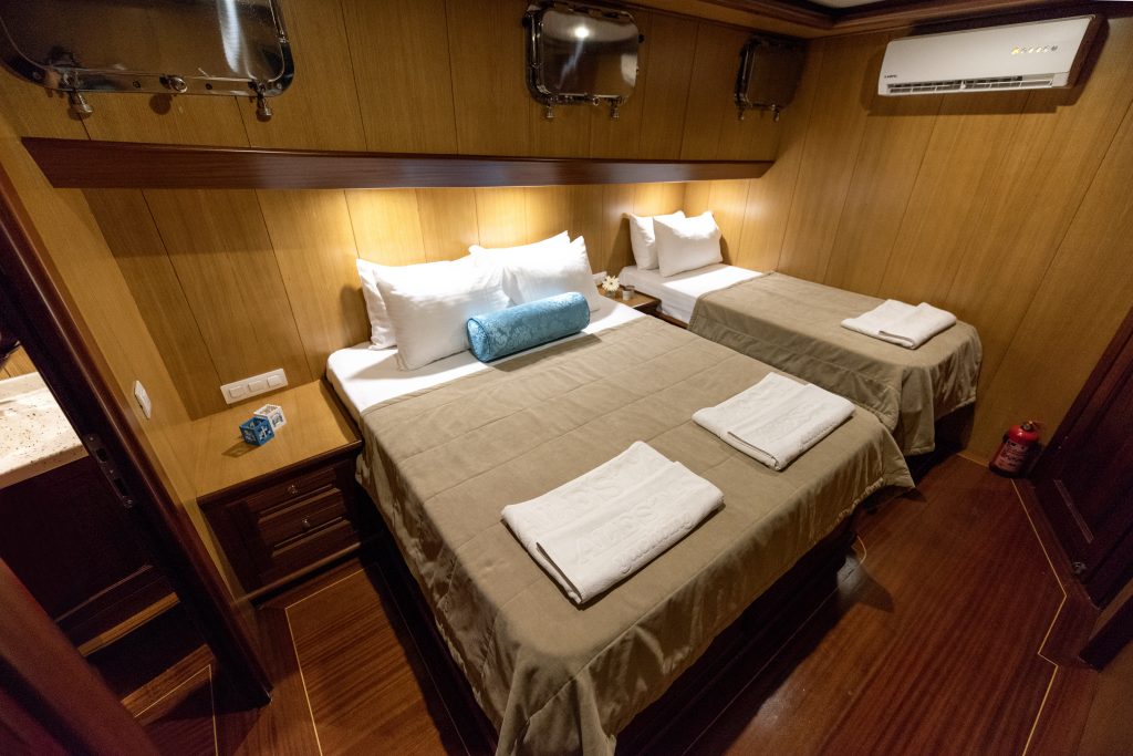 Yacht interior image