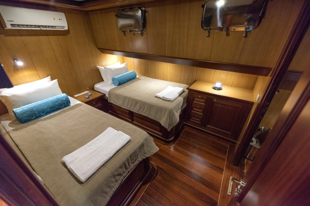 Yacht interior image