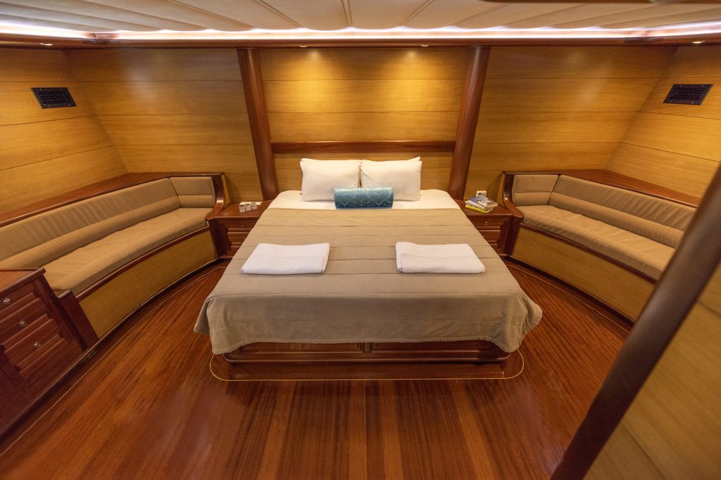 Yacht interior image