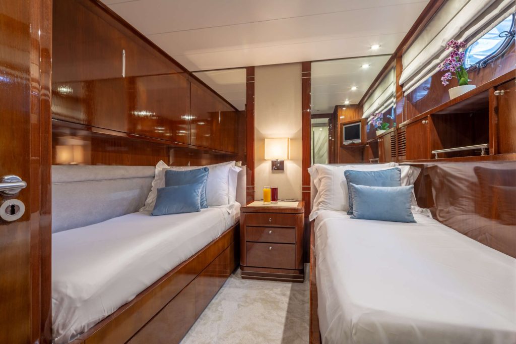 Yacht interior image