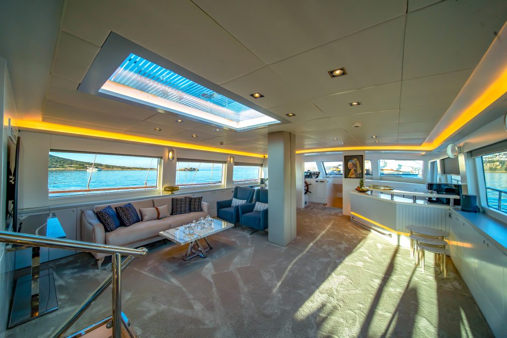 Yacht interior image