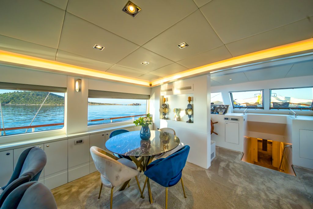 Yacht interior image