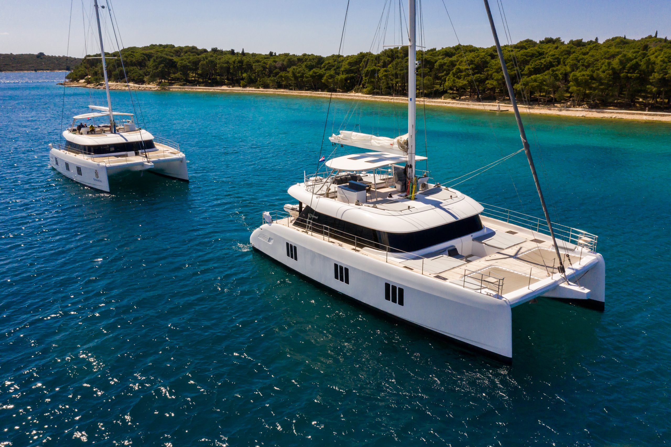 Yacht exterior image