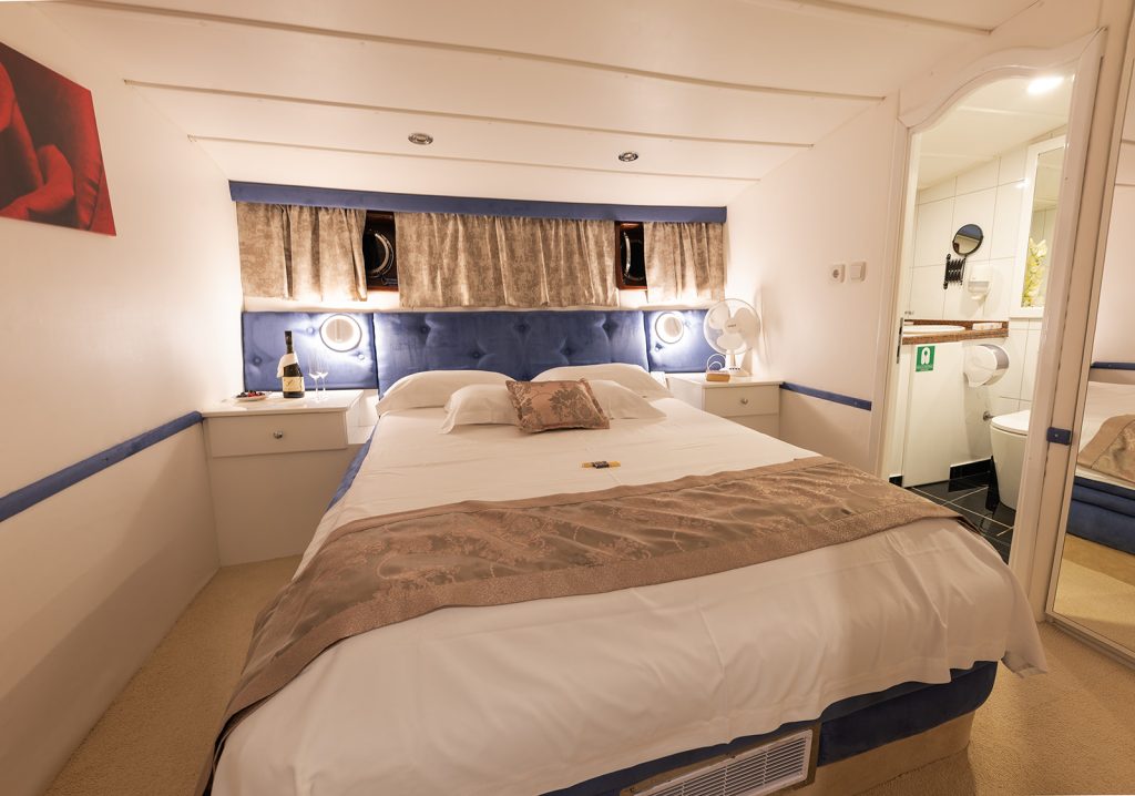 Yacht interior image