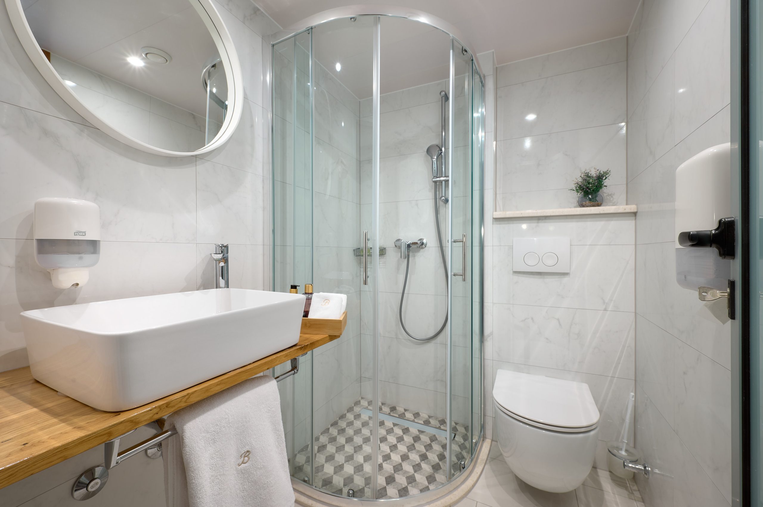 BELLEZZA Double stateroom ensuite - Main deck