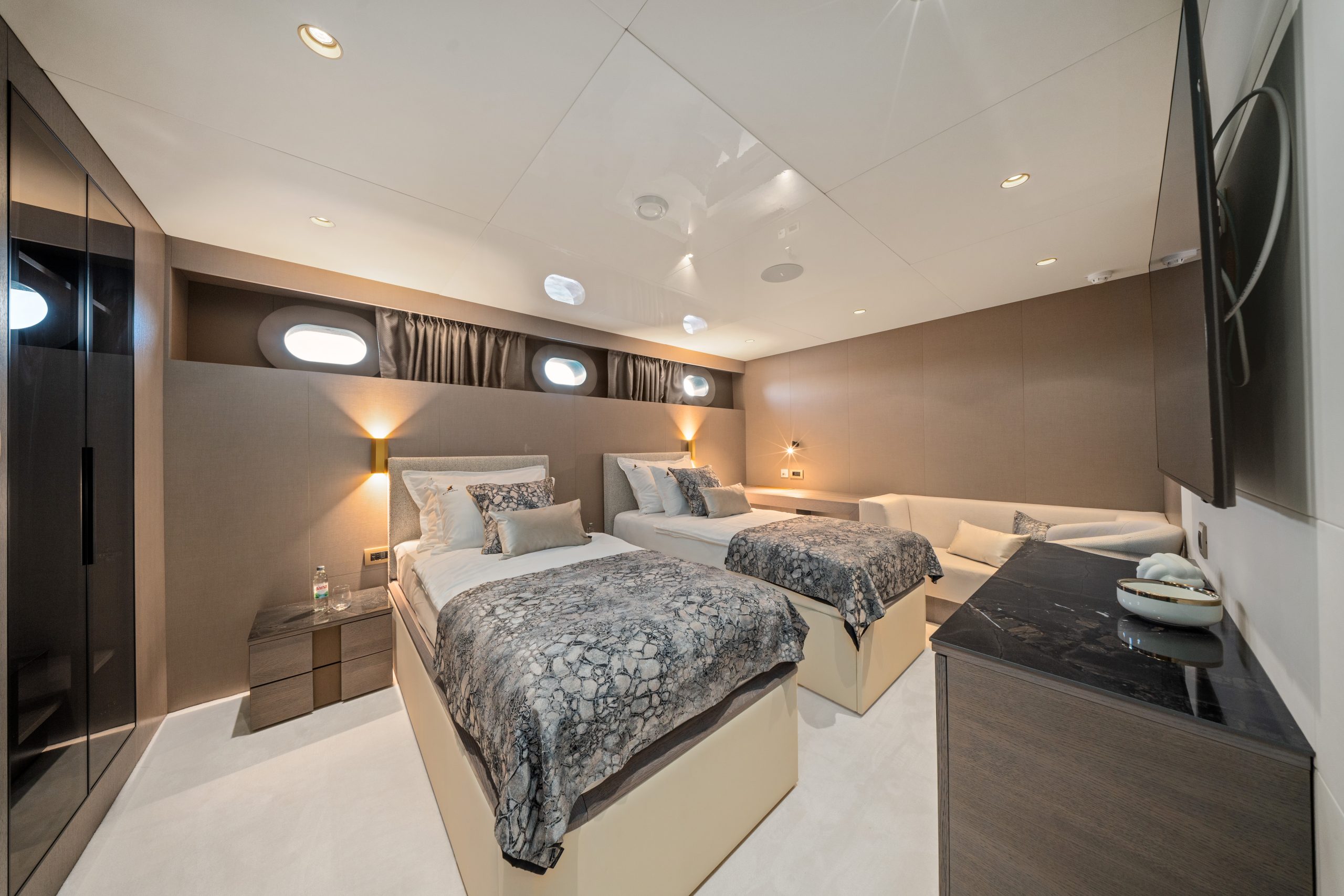 NOCTURNO Convertible stateroom - Lower deck