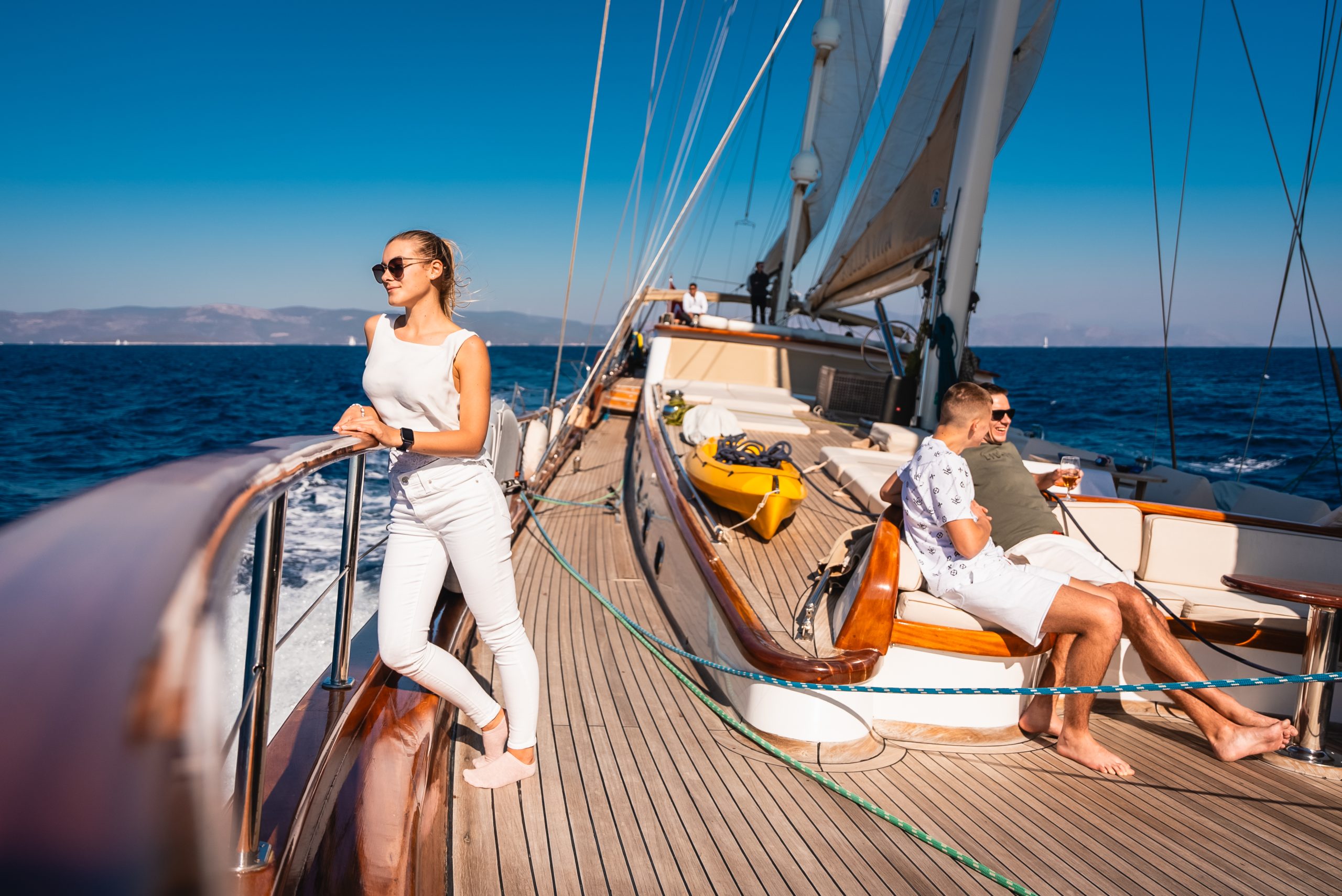 Yacht exterior image