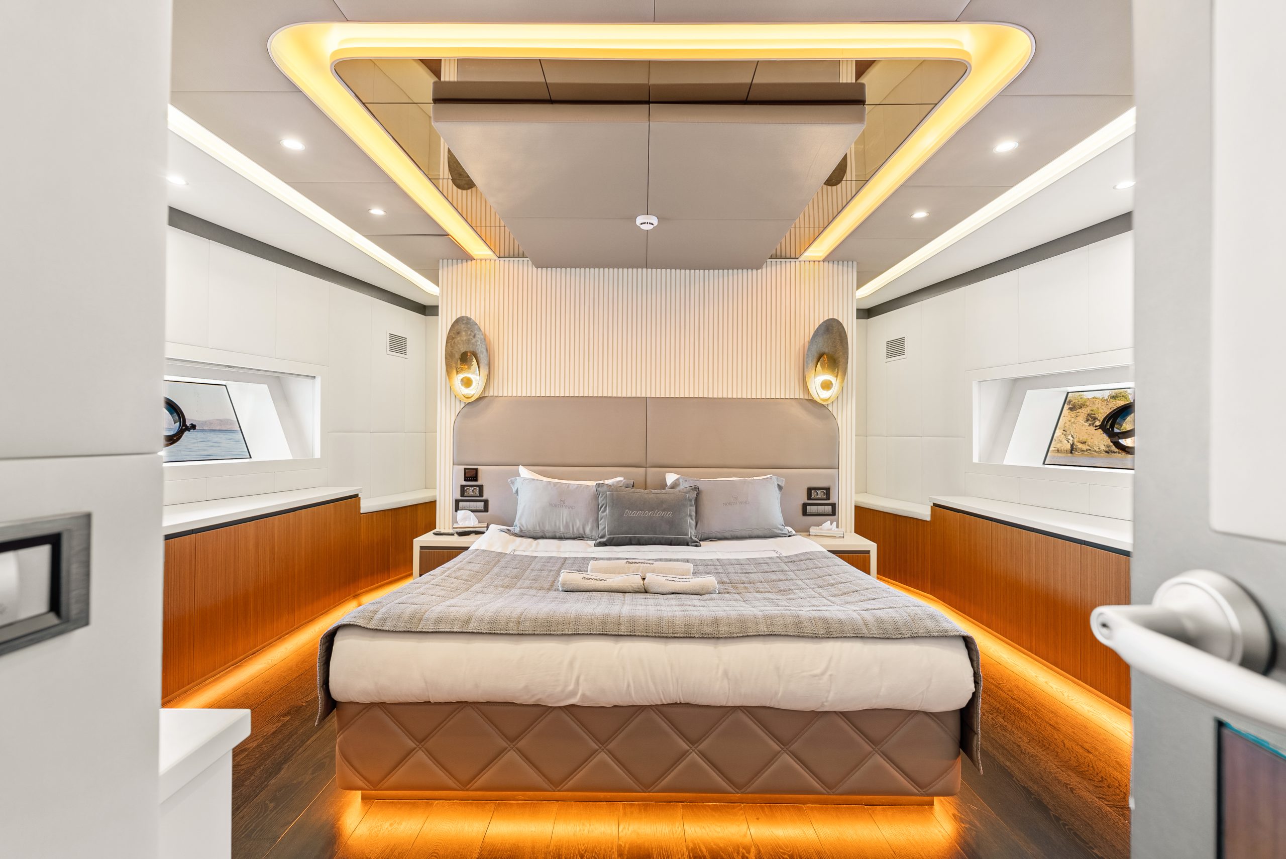 Yacht interior image