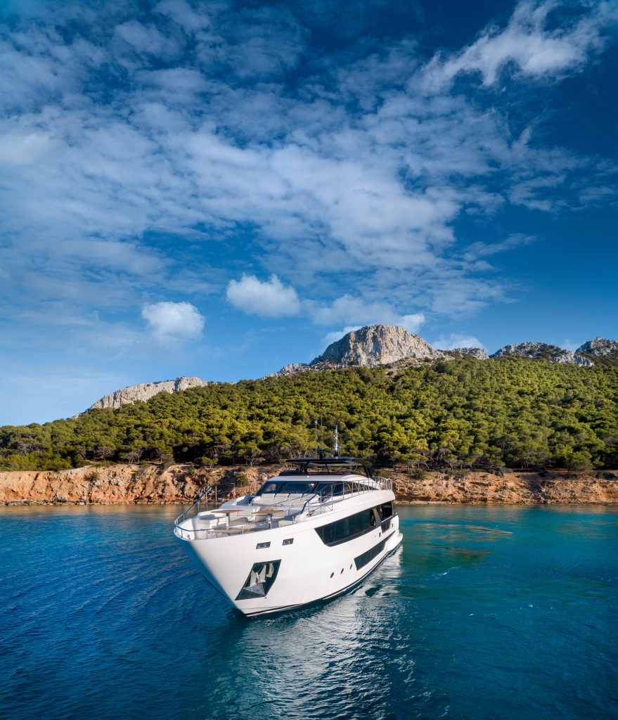 Yacht exterior image