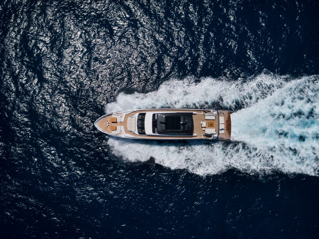 Yacht exterior image