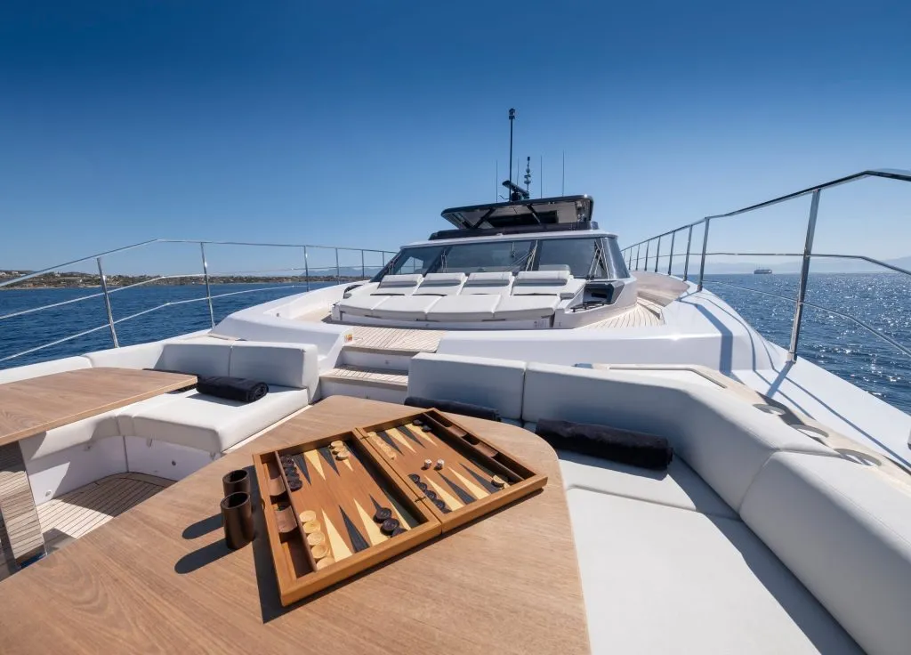 Yacht exterior image