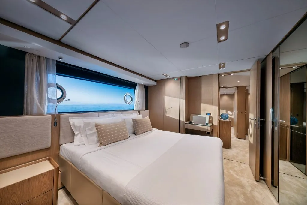 Yacht interior image