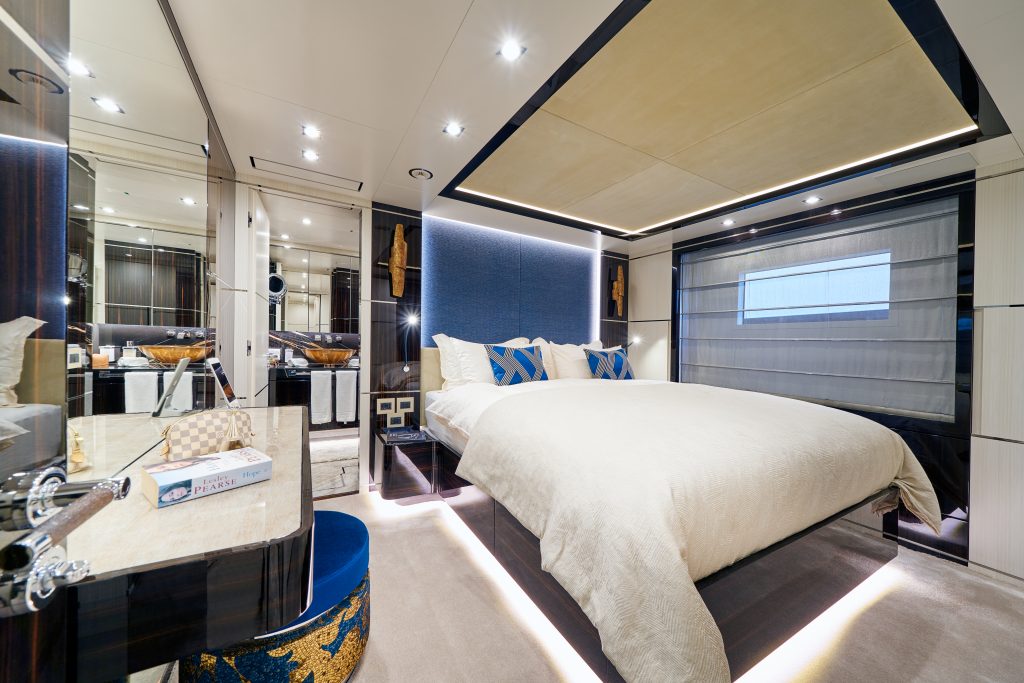 Yacht interior image