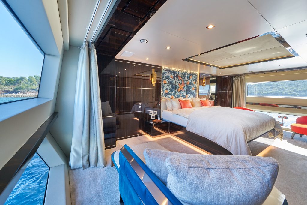 Yacht interior image