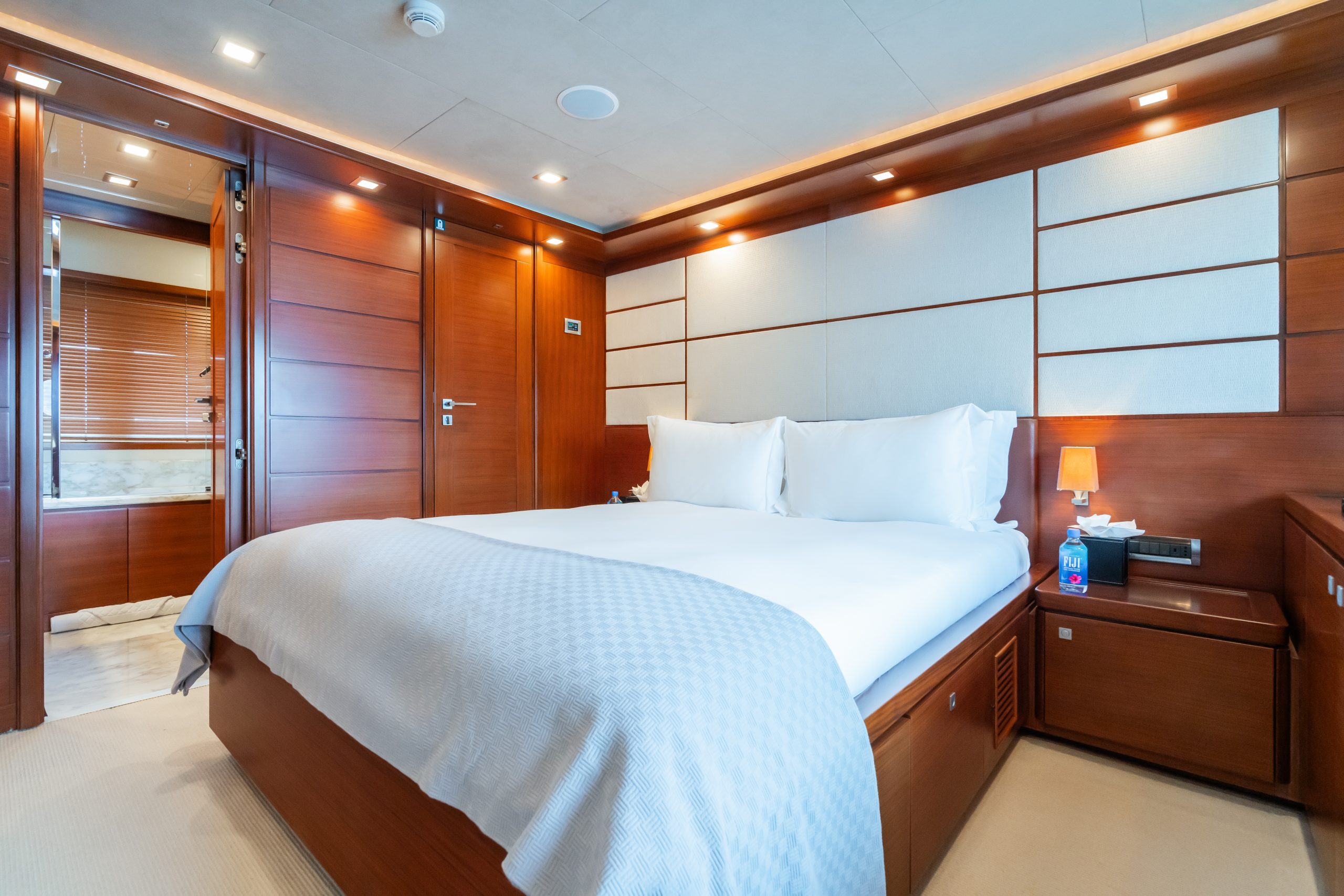 Yacht interior image