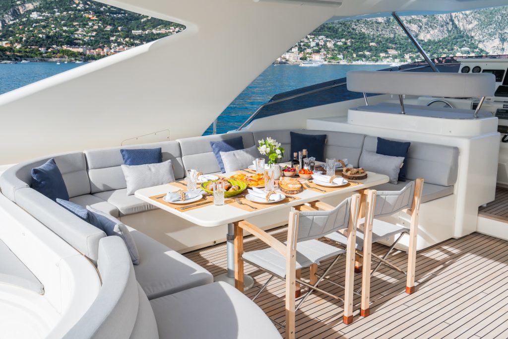 Yacht exterior image