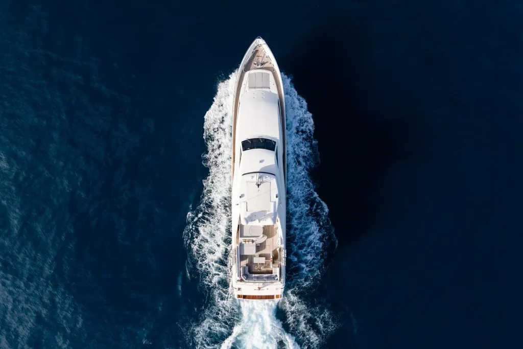Yacht exterior image