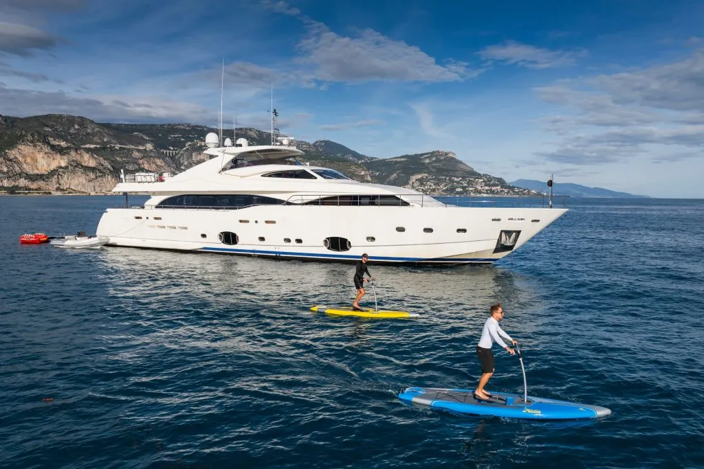 Yacht exterior image