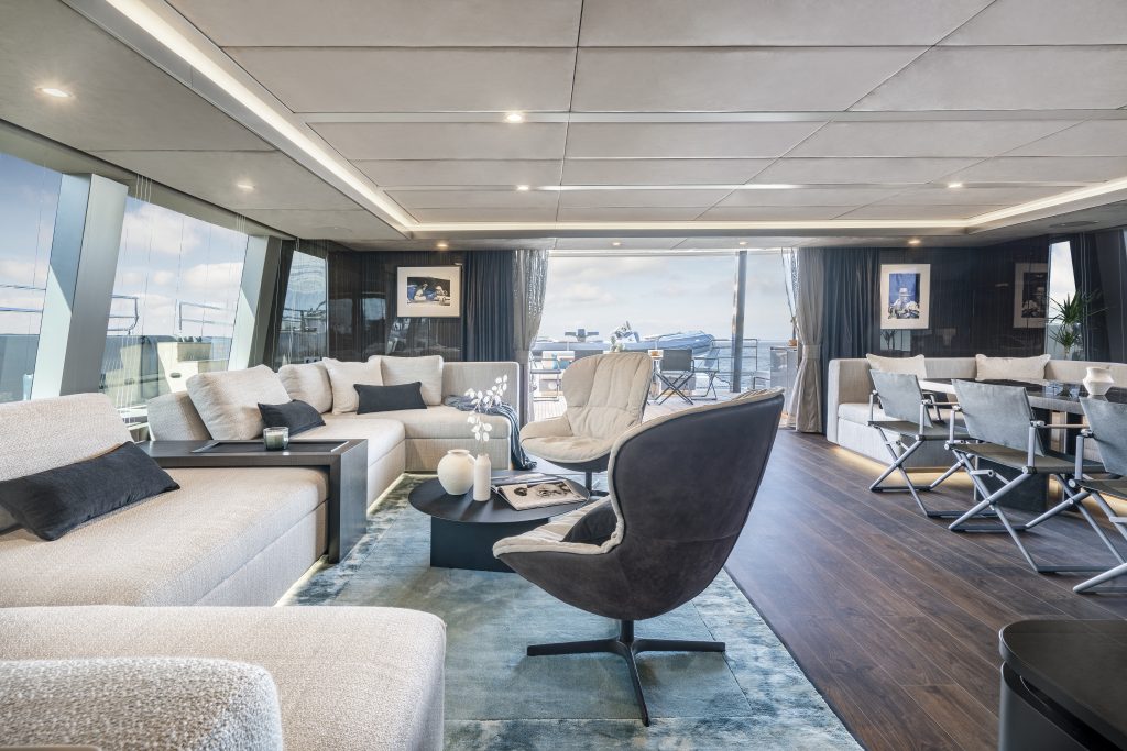 Yacht interior image