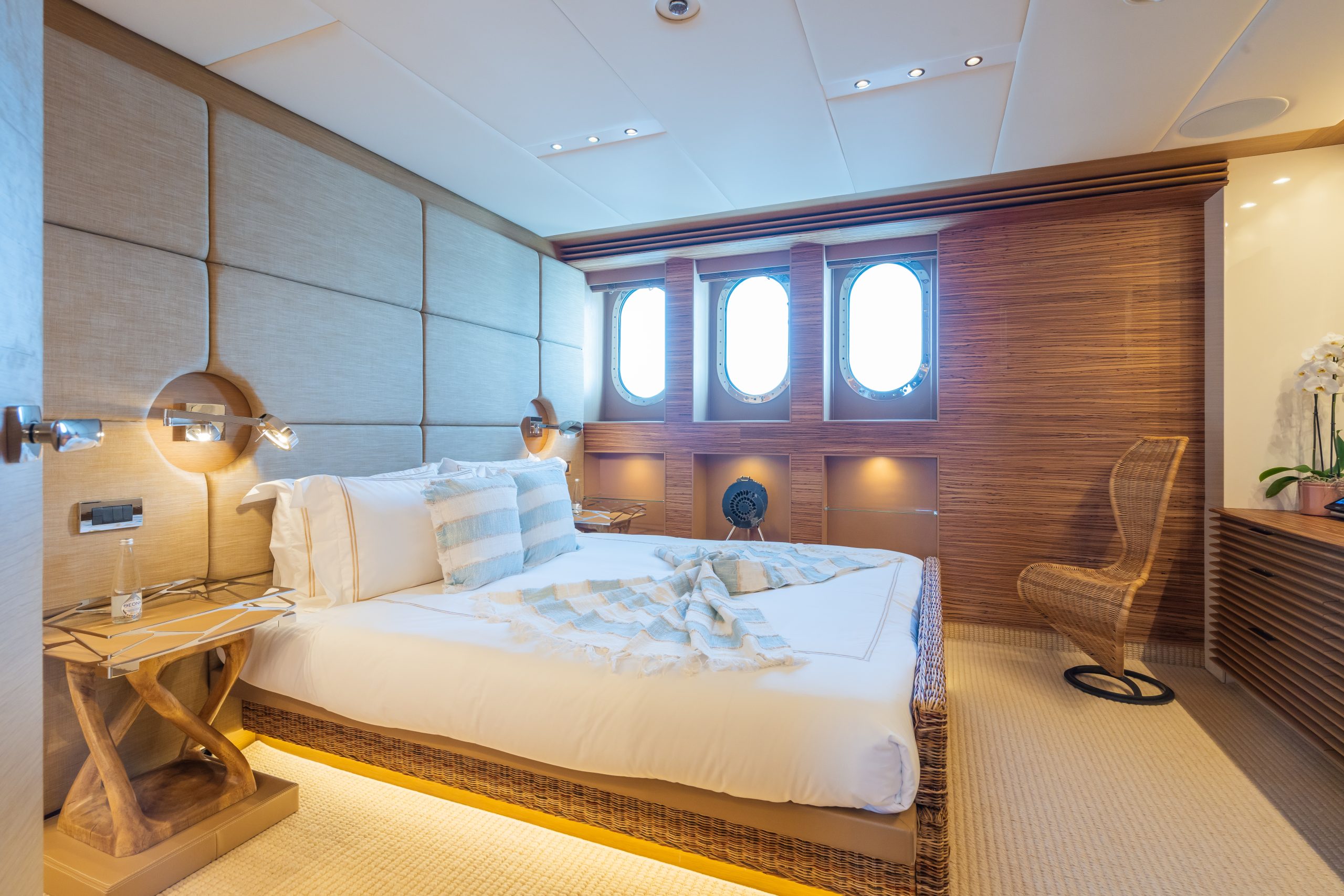 Yacht interior image