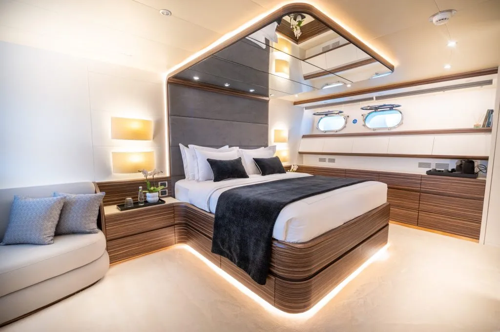 Yacht interior image