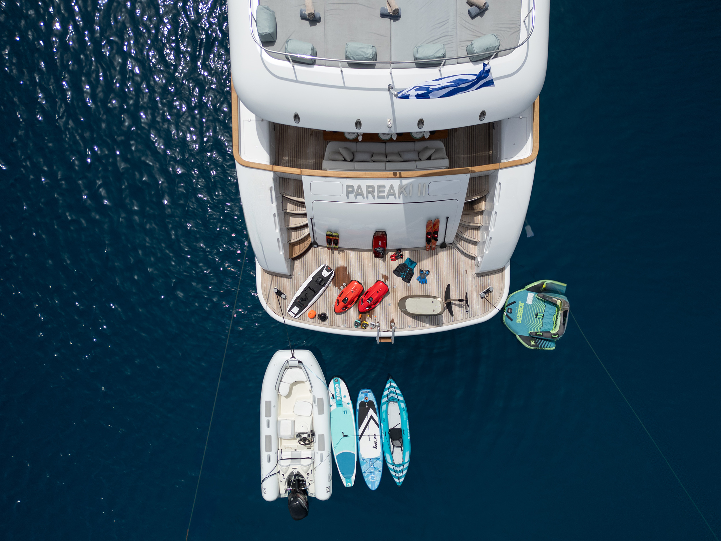 Yacht exterior image