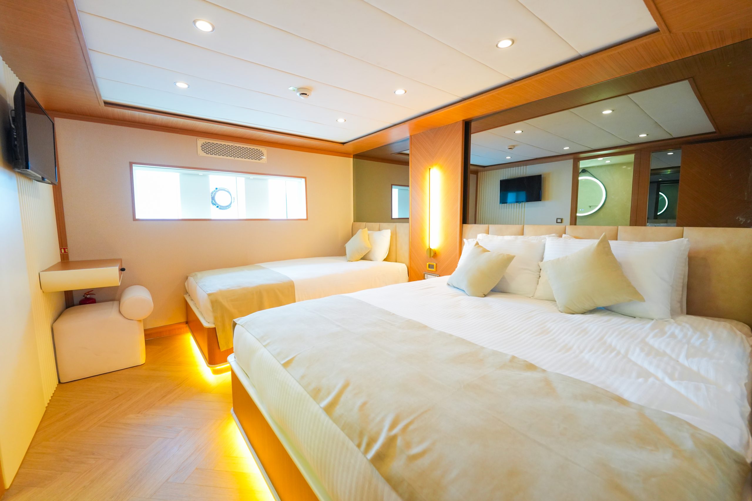 Yacht interior image