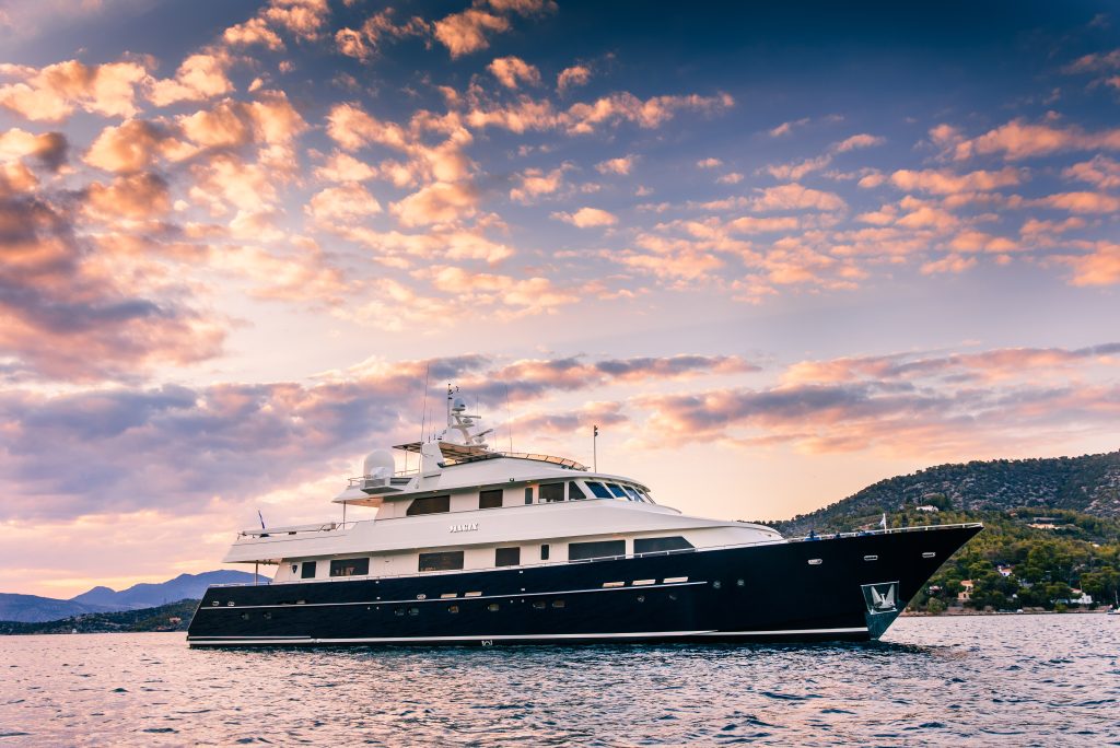 Yacht exterior image