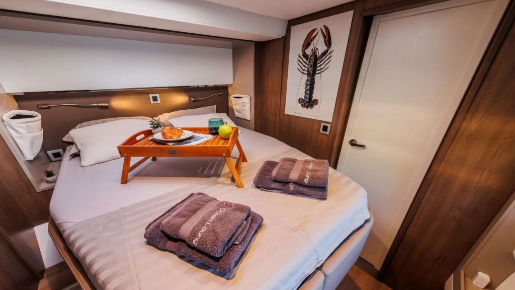 Yacht interior image