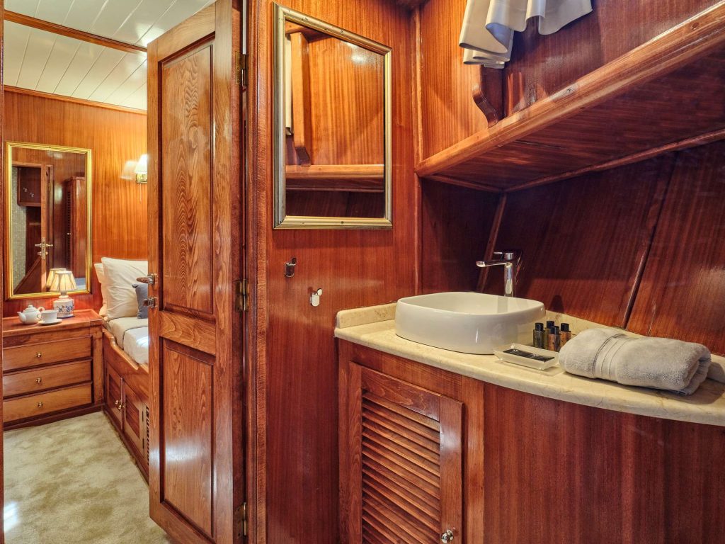 Yacht interior image